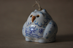 сувенир-подвеска сова большая в снежинках керамика, в инд.кор. /tavolga